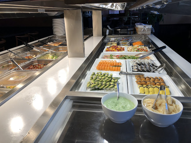 Restaurang Yin & Sushi Phone number