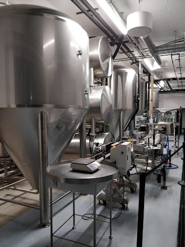 Hyllie Bryggeri Phone number