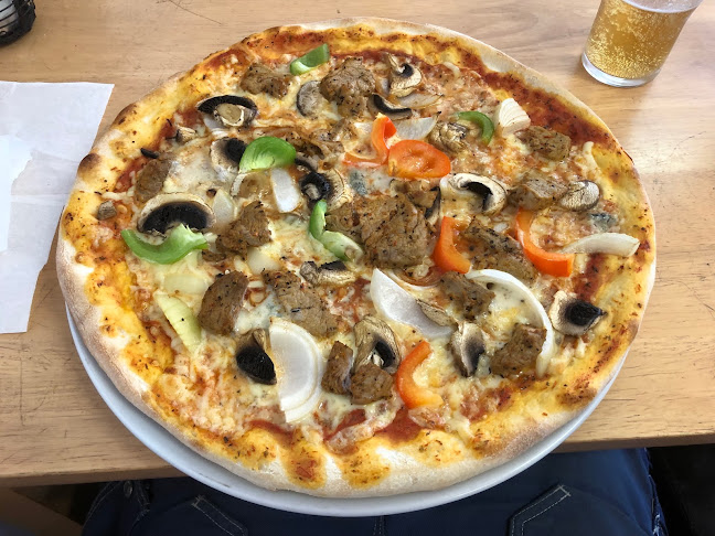 Reviews of Pizzeria Akropolis in Skillingaryd - Gastronomi och hotellverksamhet