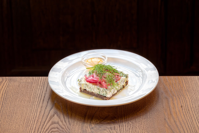 Restaurant Pelikan Phone number