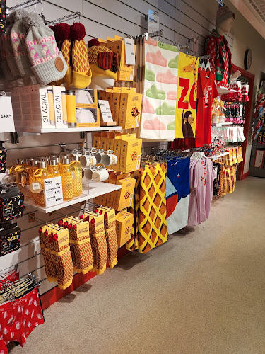 Cloettafabriken, Butiken - Gastronomi och hotellverksamhet