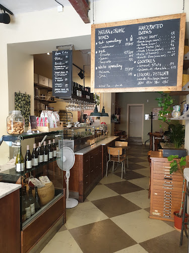 THE ITALIAN COUSINS - Gastronomi och hotellverksamhet