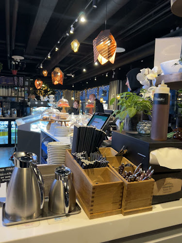 Candela Coffee - Gastronomi och hotellverksamhet