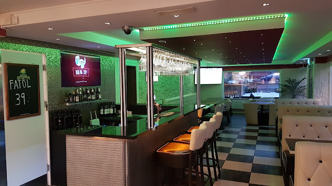 Pizza 4 You - Gastronomi och hotellverksamhet