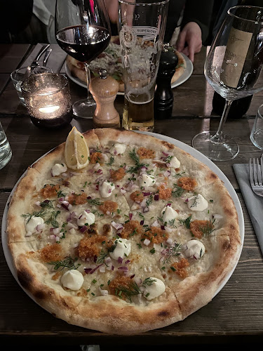 Tutto Bello - Gastronomi och hotellverksamhet