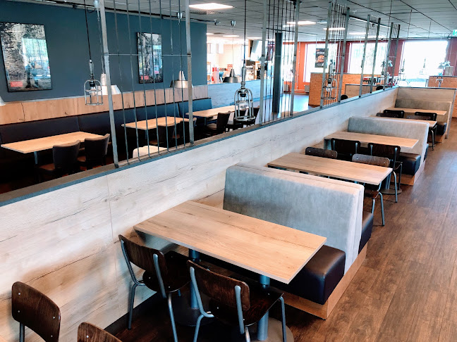 Opinii despre Hamburgerbruket Karlstad în Karlstad - Gastronomi och hotellverksamhet