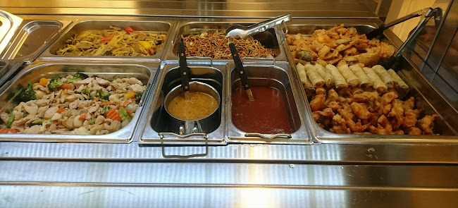 Thai Thai Restaurang Open Times