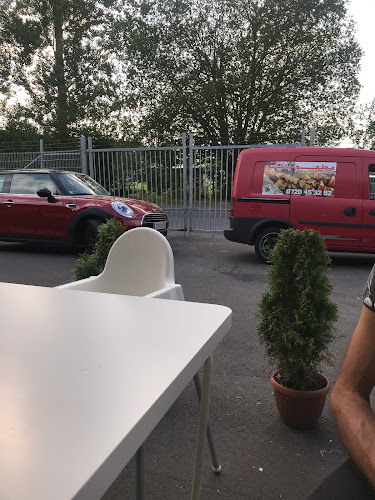 Baniyas Grill Restaurant - Gastronomi och hotellverksamhet