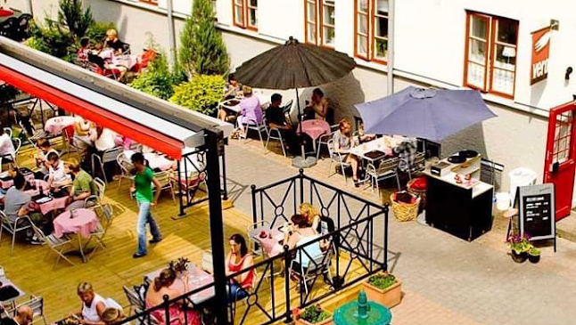 Oliveriet - Äkta Italiensk Pizzeria, Restaurang Och Deli i Karlstad