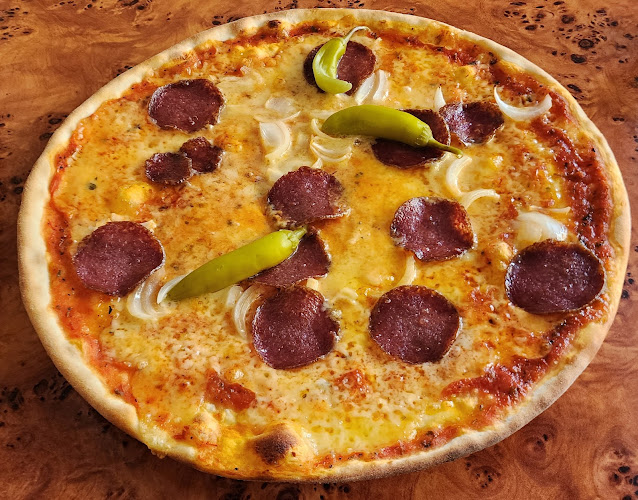 Reviews of Gröne Riddaren - Pizzeria Östermalm in Stockholm - Gastronomi och hotellverksamhet