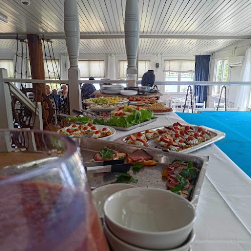 Restaurang Karön, Schweizeriet på Karön