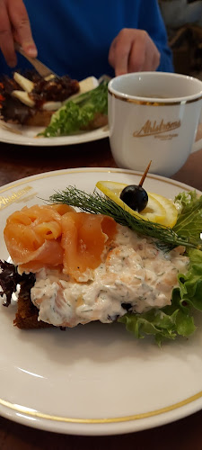 Comentarii opinii despre Ahlströms Konditori Korsgatan