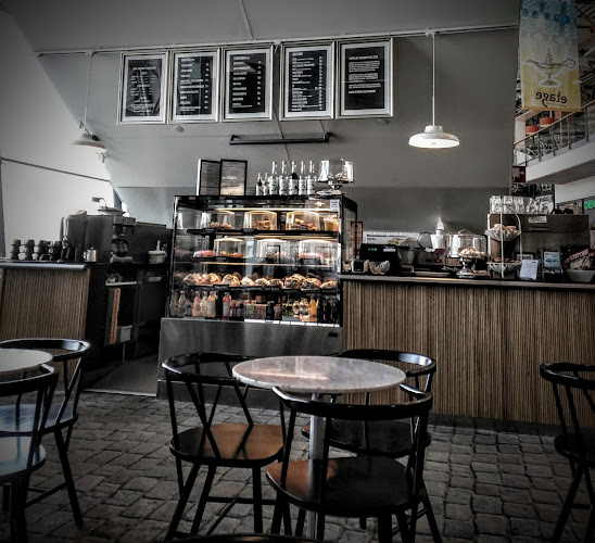 Ladugårdsvägen 14, 461 70 Trollhättan