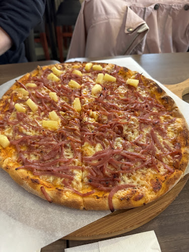 Pizzeria Ängen Örebro - Gastronomi och hotellverksamhet