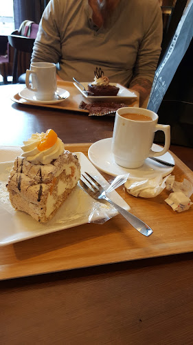 Linds Gyllen - Gastronomi och hotellverksamhet