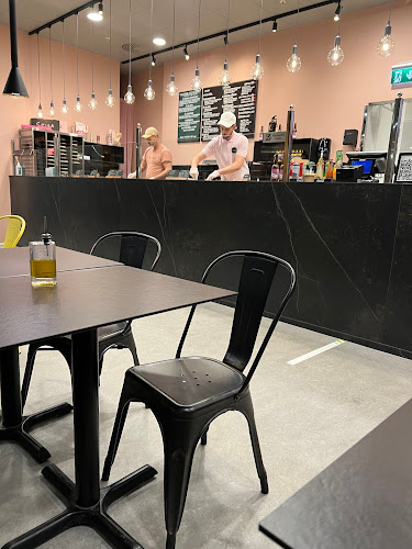 Spisa Pizza Solna Phone number