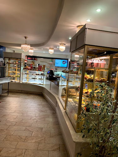 Café 3G Phone number