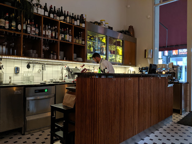 Schmaltz Bar & Delicatessen Open Times