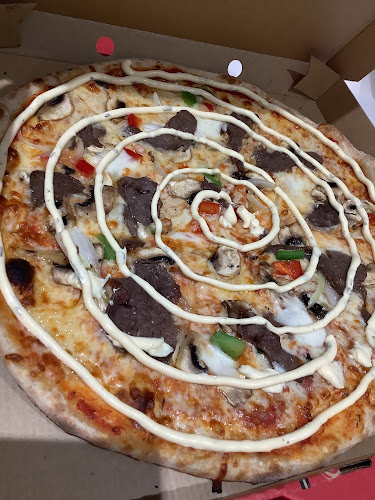 Opinii despre Happy Pizza Uddevalla în Uddevalla - Gastronomi och hotellverksamhet