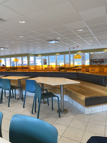 Max Burgers - Gastronomi och hotellverksamhet