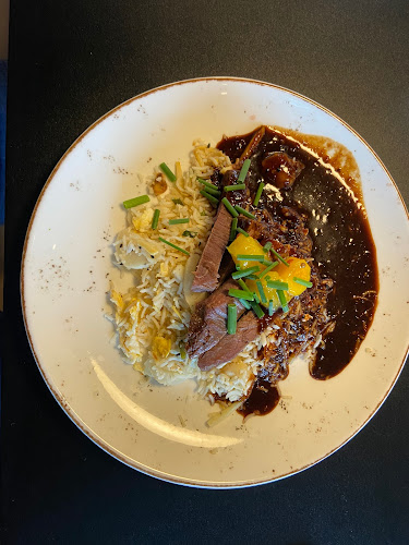 Chotto Restaurang - Gastronomi och hotellverksamhet