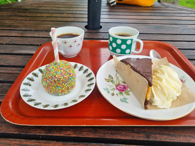 Hjort-Olârs kafé Phone number