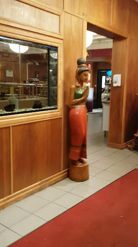 Yun Lee - Gastronomi och hotellverksamhet