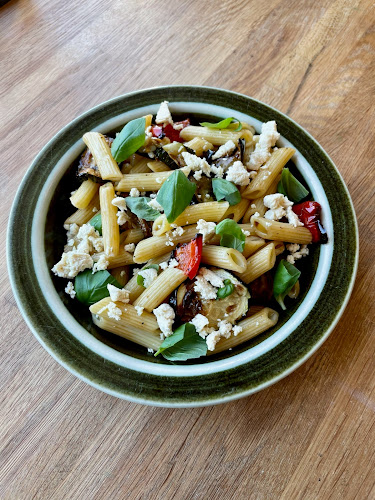 Julie's Café Open Times