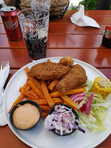 Lock, Hop & Barrel Brewery Restaurant - Gastronomi och hotellverksamhet