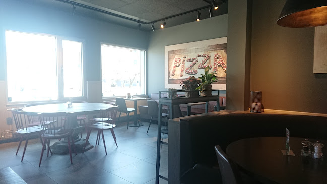 Pizza Hut Borås Phone number