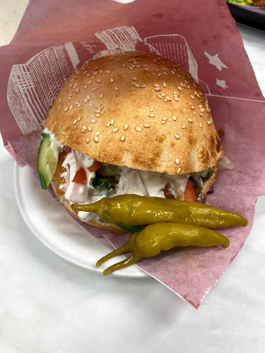 Opinii despre Dragon Pizza Deli Pasta Grill în Gnesta - Gastronomi och hotellverksamhet