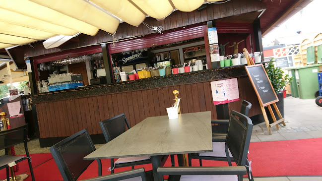 Grekisk Taverna i Strängnäs - Gastronomi och hotellverksamhet