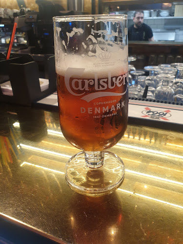 Le Pain Français Metropolitan Brew & Grill