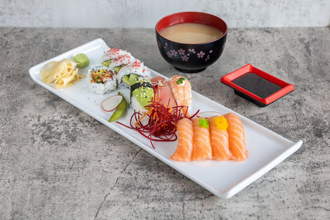 Umi Sushi - Gastronomi och hotellverksamhet