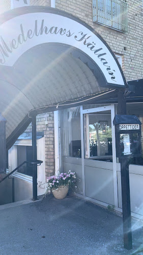 Medelhavskällaren - Gastronomi och hotellverksamhet