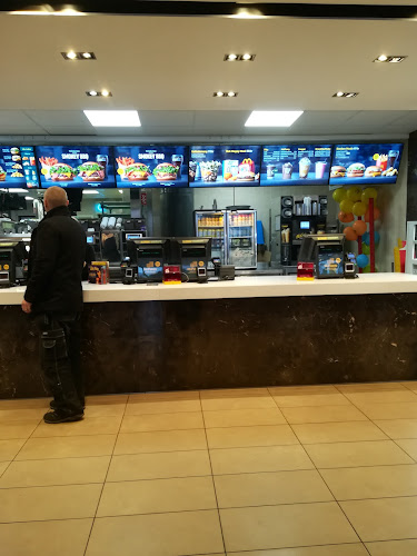 Opinii despre McDonald's, Örebro Västhaga în Örebro - Gastronomi och hotellverksamhet