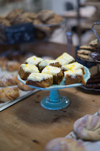 Opinii despre Boställets vedugnsbageri în Vreta Kloster - Gastronomi och hotellverksamhet