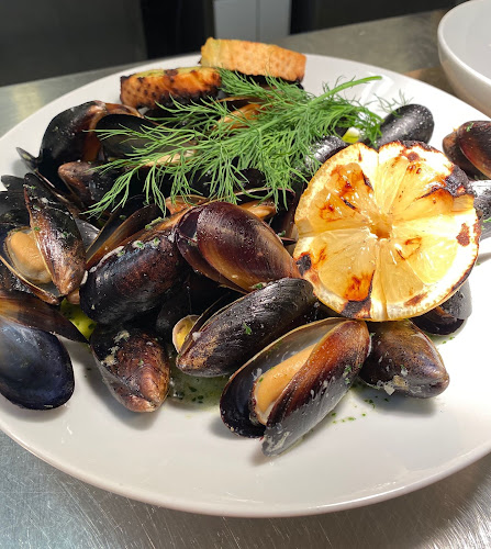 Opinii despre Brasserie Le Coq Rouge în Helsingborg - Gastronomi och hotellverksamhet