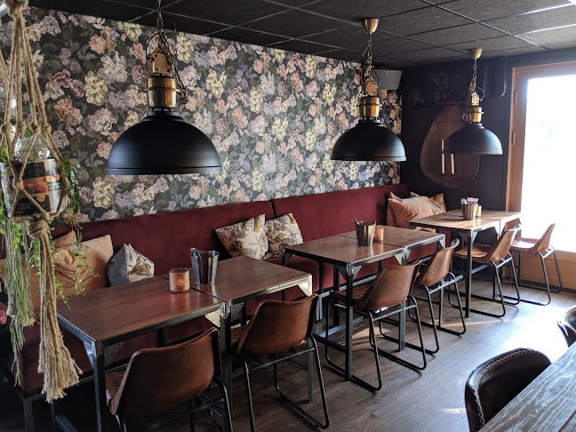 Bar Vinci - Gastronomi och hotellverksamhet