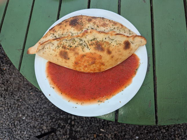 Pizzeria Pino (Pizza Crew Midsommarkransen) - Gastronomi och hotellverksamhet