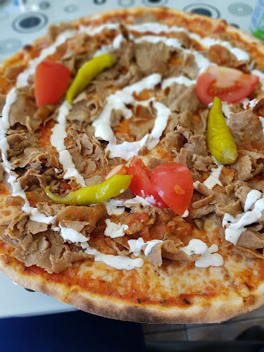 Pascha Pizza & Kolgrill Open Times