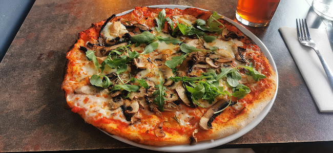 Don Felice - Gastronomi och hotellverksamhet