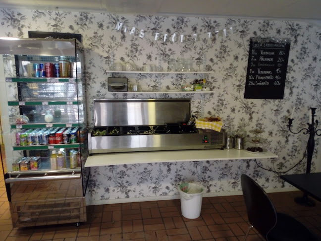 Mias kiosk och salladsbar AB - Gastronomi och hotellverksamhet