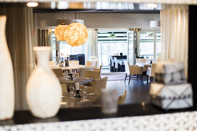 Punch Restaurang & Bar Open Times