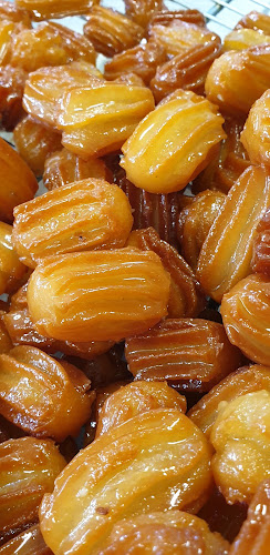 Annas Konditori Open Times