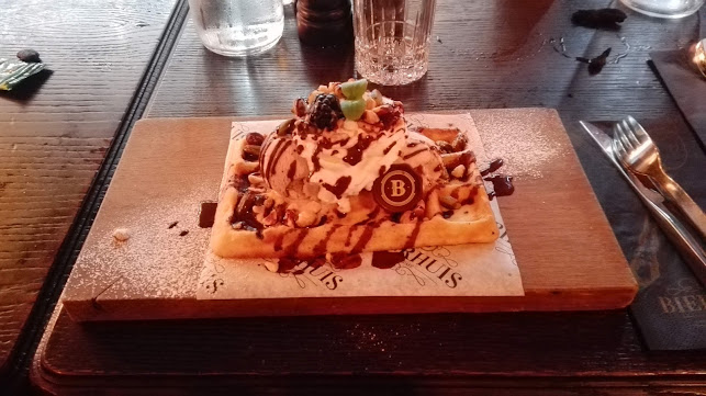 Bierhuis Ölcafé - Gastronomi och hotellverksamhet