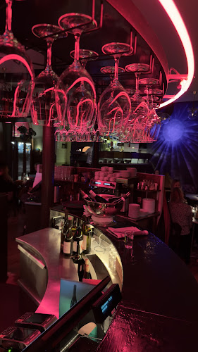 Comentarii opinii despre Bistro Bananas