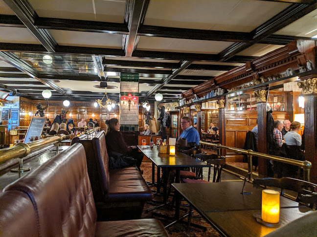 Reviews of O'Neills Irish Pub in Uppsala - Gastronomi och hotellverksamhet