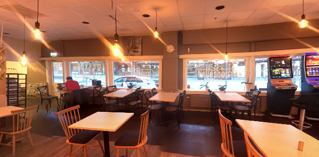 Opinii despre Food Court în Sandviken - Gastronomi och hotellverksamhet