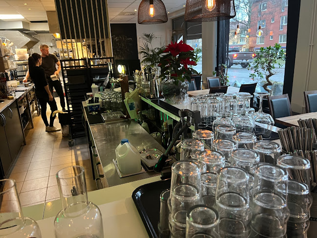 Midsommarvägen 45, 126 35 Hägersten